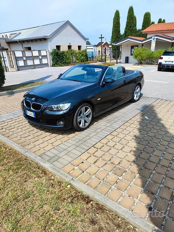 Usata BMW 320 Cabriolet 170 CV (125 kW) 2009 Nero Cabrio