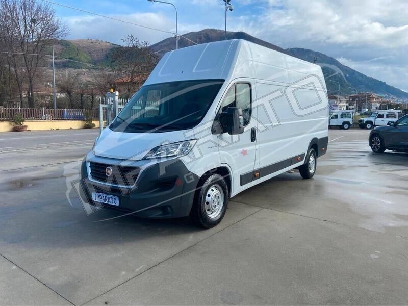 Bianco Usata 2018 Fiat Ducato Furgone | 14.600 € (Buon prezzo) - Immagine 1/4