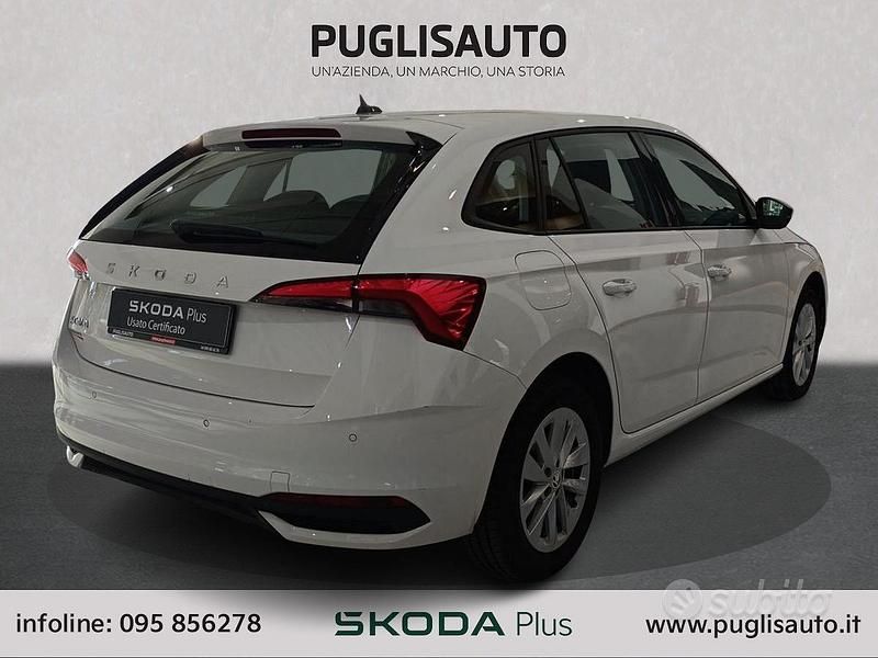 Usata Skoda Scala Selection 116 CV (85 kW) 2024 Bianco Utilitaria