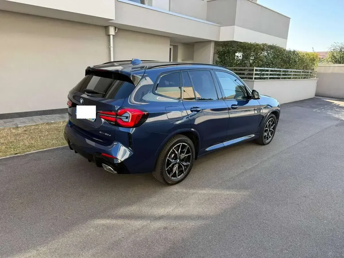 Usata BMW X3 M Sport 190 CV (139 kW) 2023 Blu/azzurro SUV
