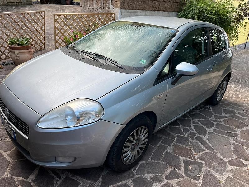 Usata Fiat Grande Punto 2005 Grigio Utilitaria