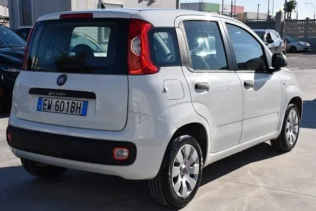 Usata Fiat Panda Pop 75 CV (55 kW) 2014 Bianco Utilitaria