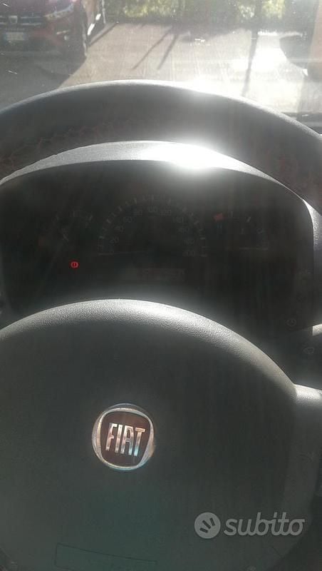 Usata Fiat Panda 50 CV (36 kW) 2007 Utilitaria