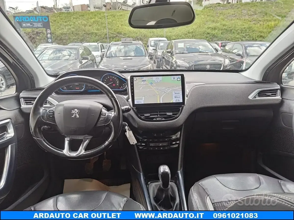 Usata Peugeot 2008 Allure 92 CV (67 kW) 2014 Grigio SUV