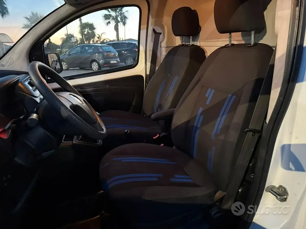 Usata Fiat Fiorino 95 CV (69 kW) 2012 Bianco Monovolume