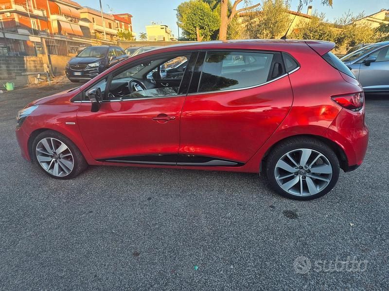Usata Renault Clio IV Intens 90 CV (66 kW) 2015 Arancione Berlina