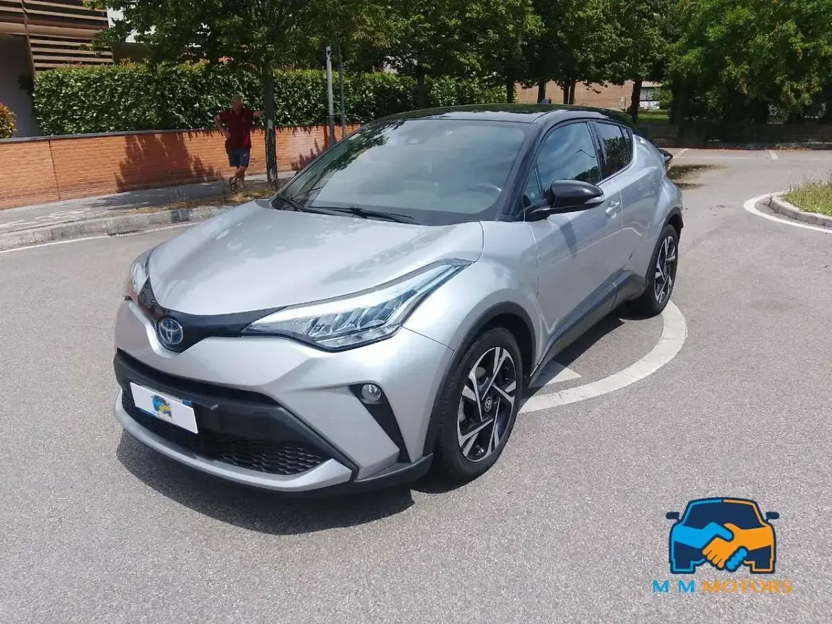 Usata Toyota C-HR+ Trend 152 CV (111 kW) 2022 Grigio SUV