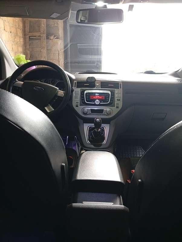 Usata Ford Kuga Individual 136 CV (100 kW) 2010 Grigio SUV