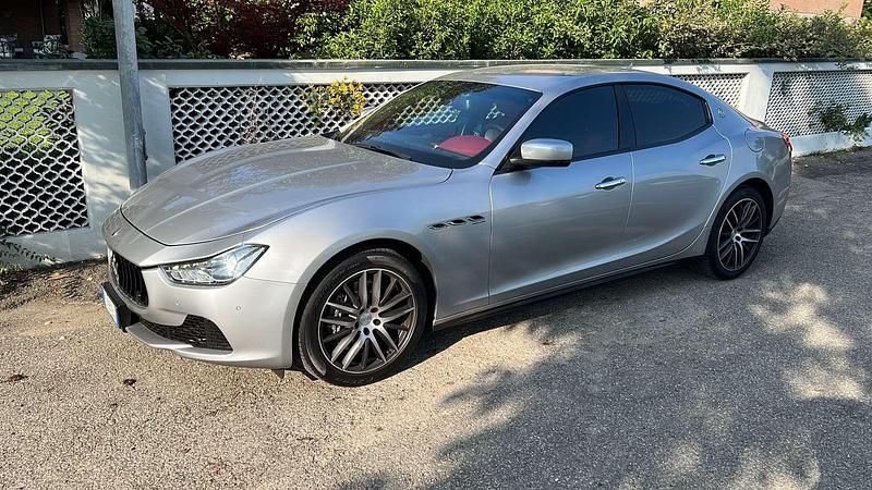 Usata Maserati Ghibli 250 CV (183 kW) 2016 Argento Berlina