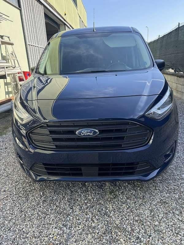 Usata Ford Transit Connect Trend 125 CV (91 kW) 2020 Blu/azzurro Monovolume