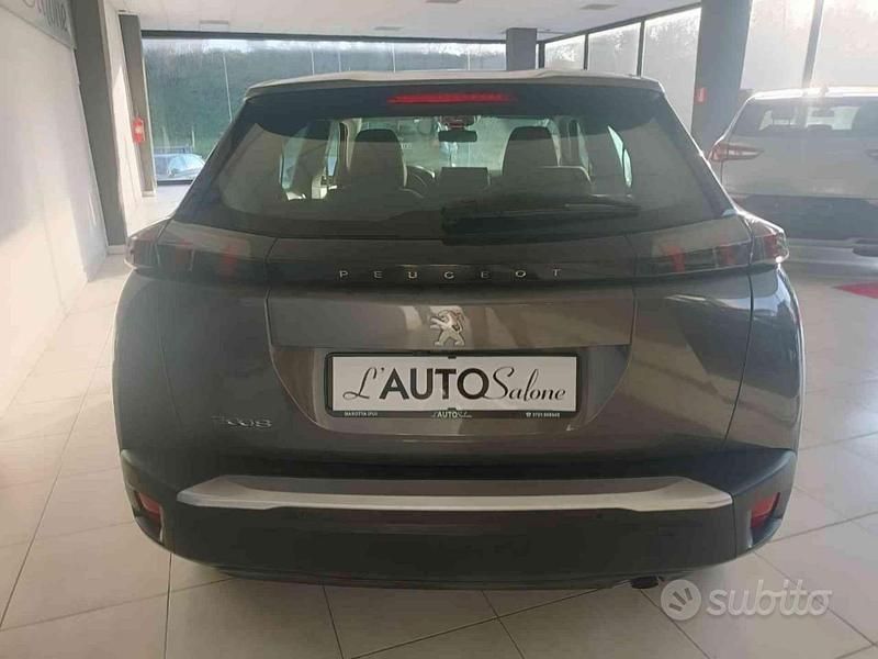 Usata Peugeot 2008 Allure 102 CV (75 kW) 2020 Grigio SUV