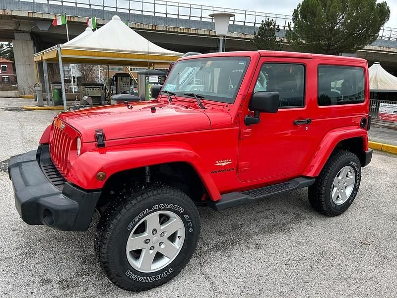 Rosso Usata 2014 Jeep Wrangler Sahara SUV | 35.000 € (Ottimo prezzo) - Immagine 1/4
