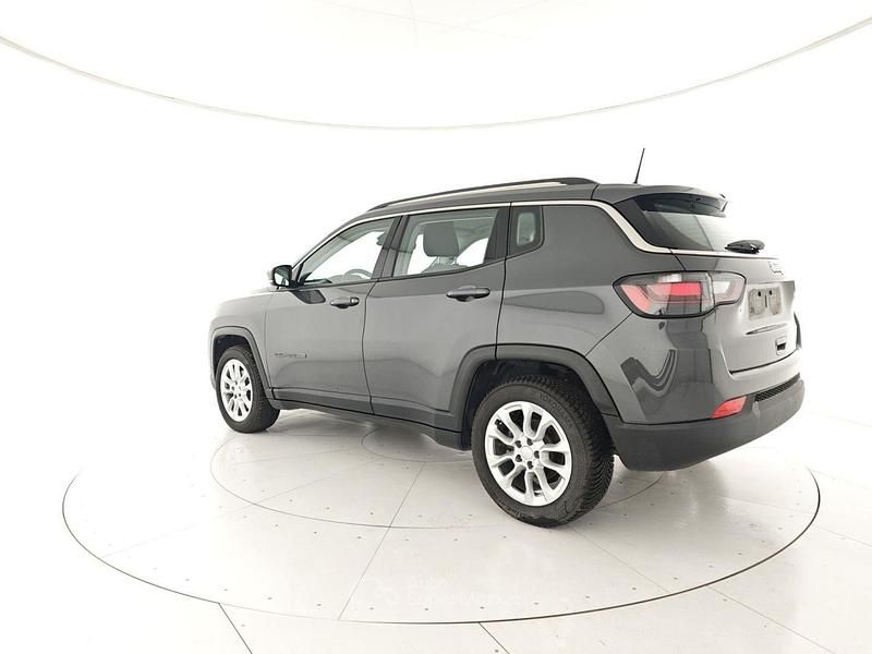Usata Jeep Compass 120 CV (88 kW) 2022 Gray SUV