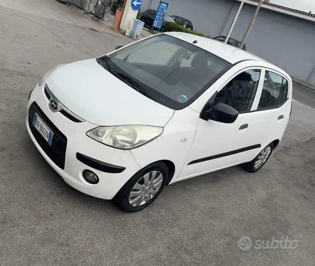 Usata Hyundai i10 66 CV (48 kW) 2009 Bianco Utilitaria