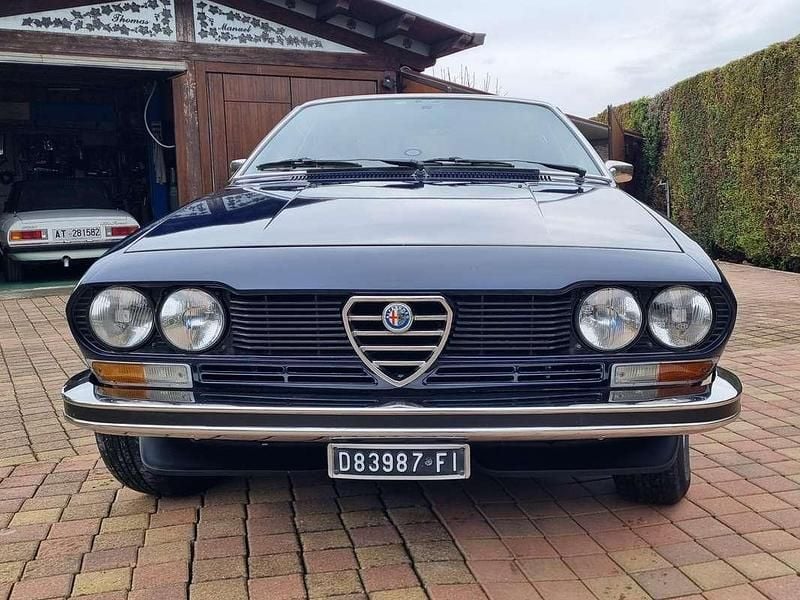 Blu/azzurro Usata 1979 Alfa Romeo Alfetta GT/GTV Coupé | 11.900 € - Immagine 1/4