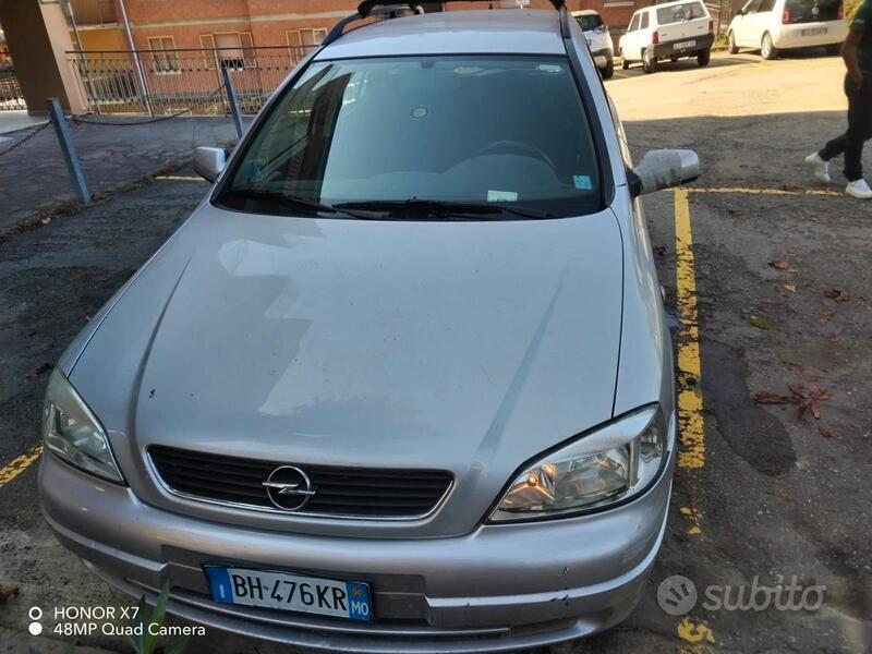 Usato 2000 Opel Astra 1.4 Benzin 90 CV (2.500 €)