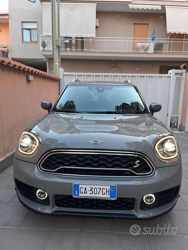 Usata Mini Countryman 220 CV (161 kW) 2020 Grigio SUV