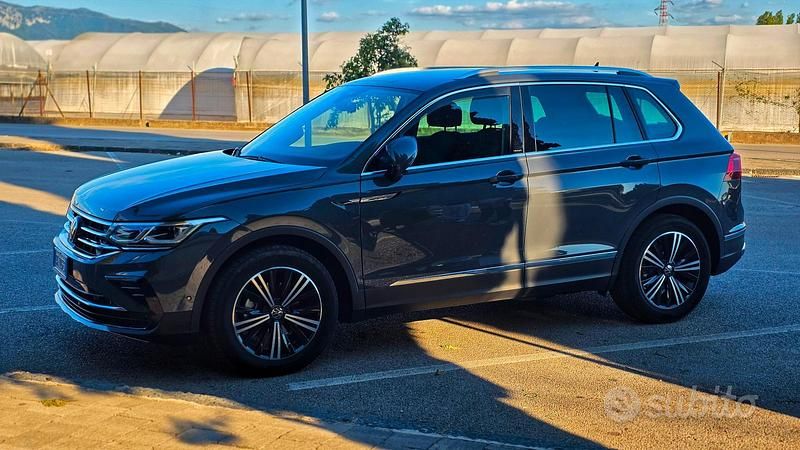Usata 2022 VW Tiguan Elegance SUV | 31.000 € (Buon prezzo) - Immagine 1/4