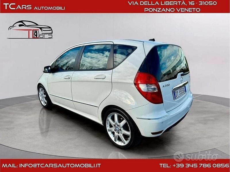 Usata Mercedes A200 140 CV (102 kW) 2009 Bianco Berlina