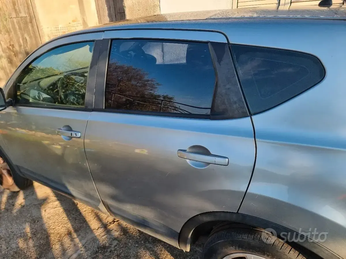 Usata Nissan Qashqai 103 CV (75 kW) 2008 Grigio SUV