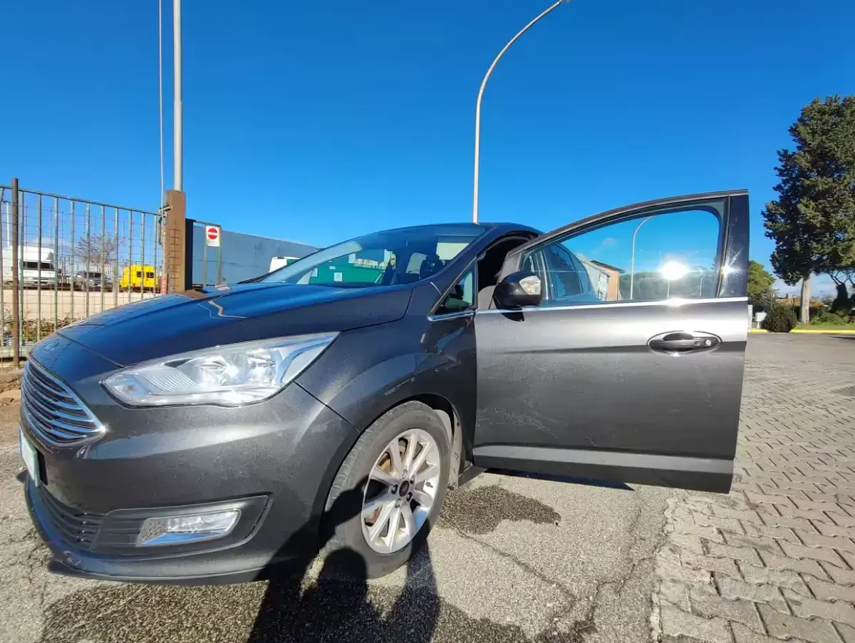 Usata Ford C-MAX Titanium 120 CV (88 kW) 2017 Grigio Monovolume