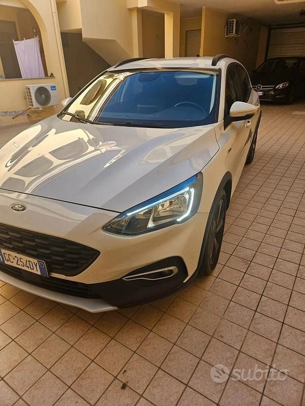 Begagnad Ford Focus Active 120 HK (88 kW) 2021 Vit Minibuss