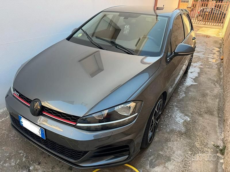 Usata VW Golf VII GTI 116 CV (85 kW) 2019 Grigio Berlina