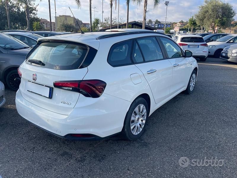 Usata Fiat Tipo Business 95 CV (69 kW) 2017 Bianco Station wagon