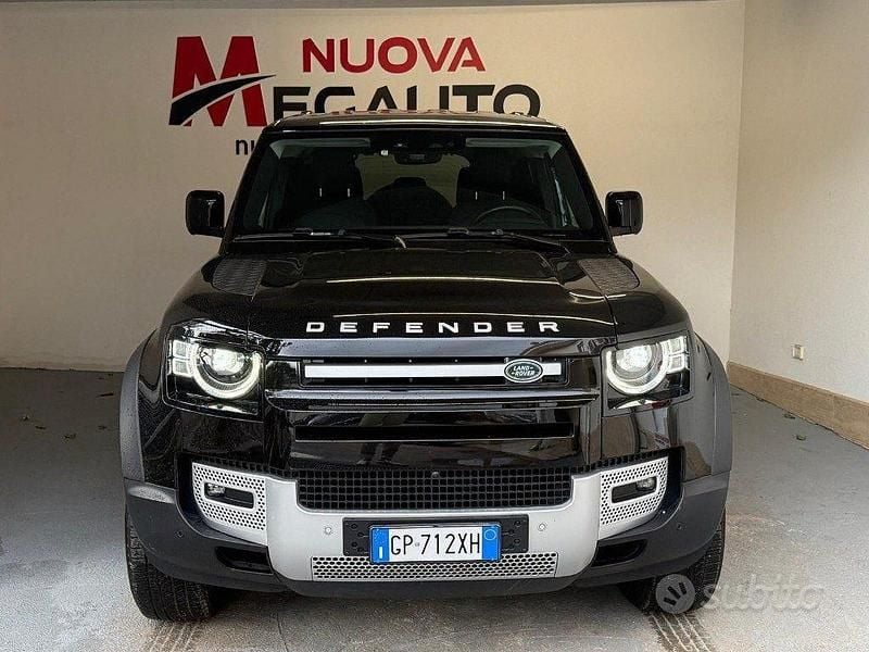 Usata Land Rover Defender S 200 CV (147 kW) 2022 Nero SUV