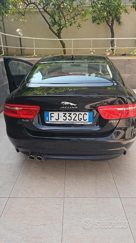 Usata 2018 Jaguar XE Tre volumi | 14.000 € (Super prezzo) - Immagine 1/2