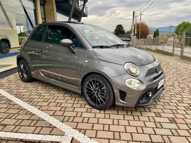 Usata Abarth 595 165 CV (121 kW) 2024 Grigio scuro Utilitaria