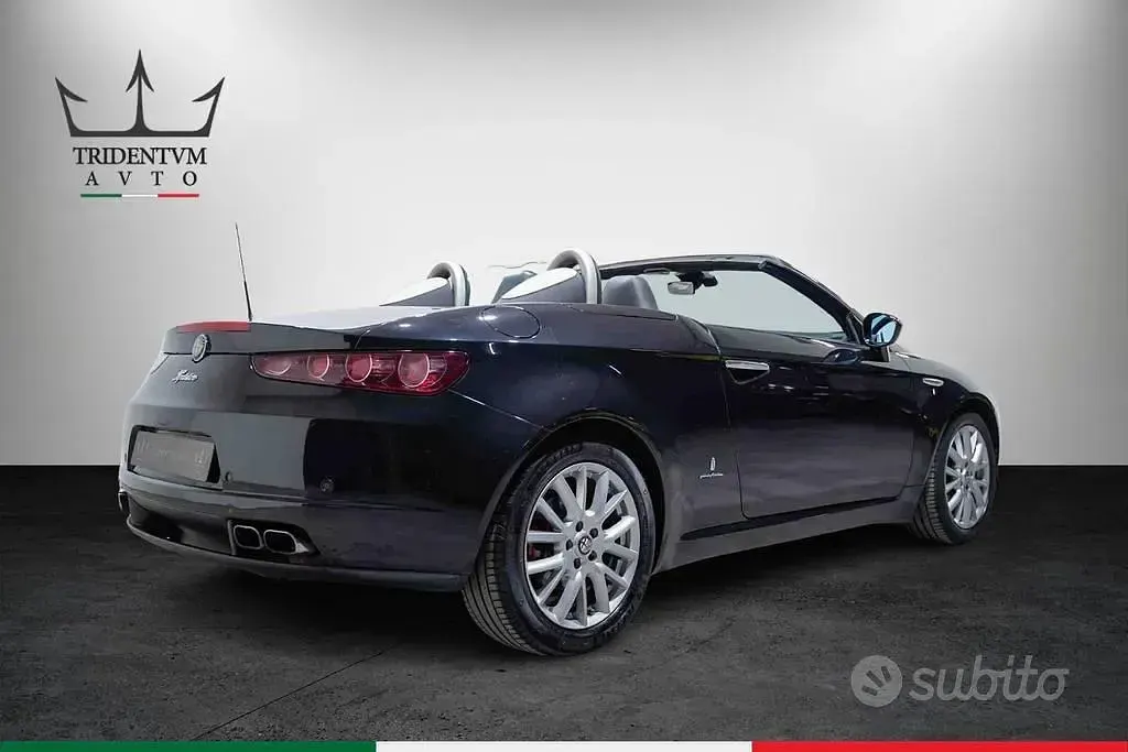 Usata Alfa Romeo Spider Exclusive 185 CV (136 kW) 2007 Nero Cabrio