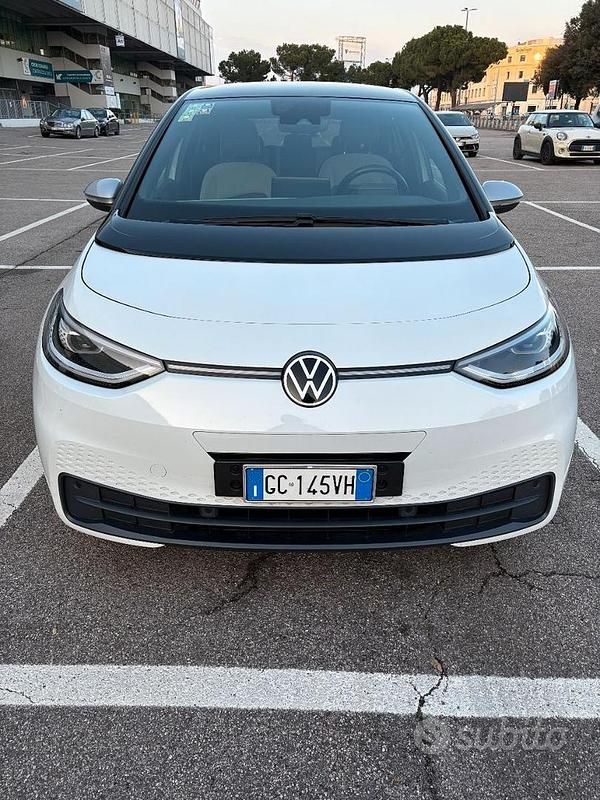 Usata VW ID.3 69 kW (95 CV) 2020 Bianco Utilitaria