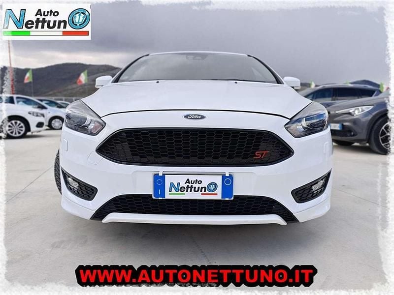 Usata Ford Focus ST-Line 140 CV (102 kW) 2018 Bianco Berlina