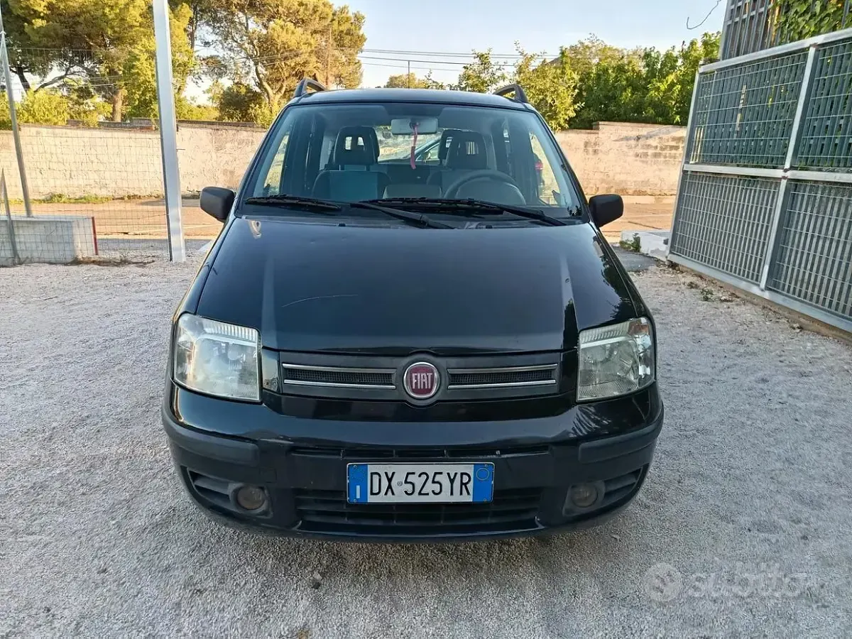 Usata Fiat Panda Dynamic 69 CV (50 kW) 2009 Nero Utilitaria