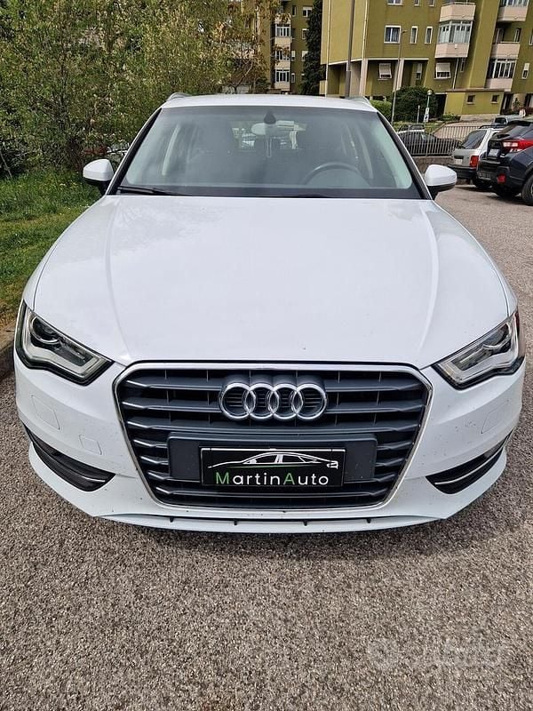 Usata Audi A3 105 CV (77 kW) 2013 Bianco Berlina