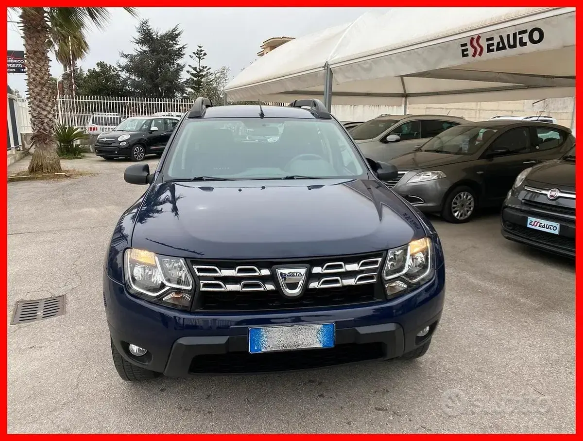 Usata Dacia Duster Lauréate 109 CV (80 kW) 2015 Bluazzurro SUV