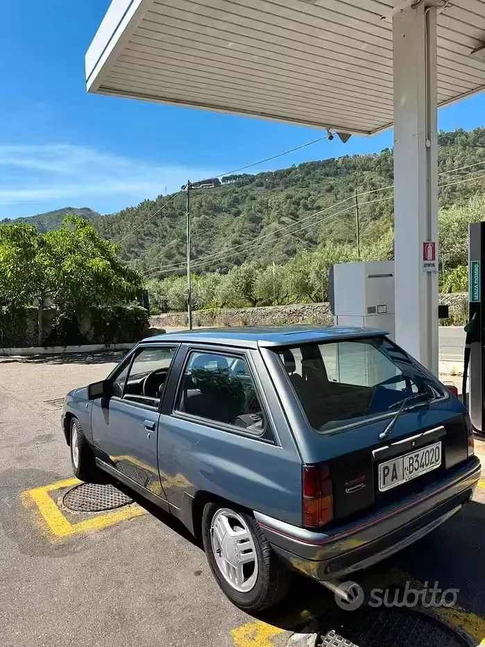 Usata Opel Corsa 101 CV (74 kW) 1992 Other Utilitaria