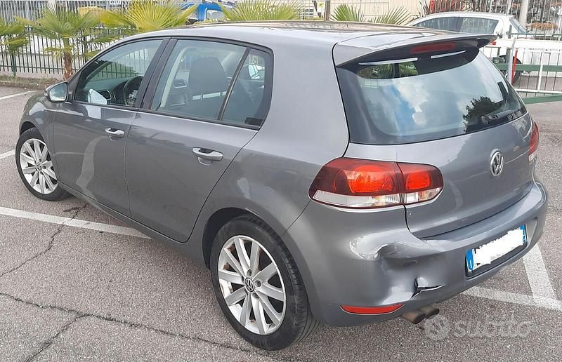 Usata VW Golf VI Highline 122 CV (89 kW) 2009 Grigio Utilitaria