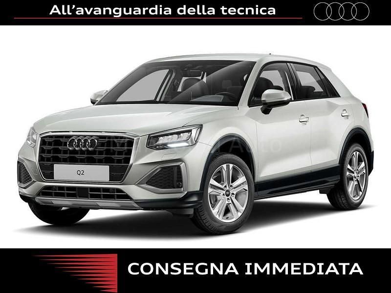 Argento Nuova 2025 Audi Q2 Advanced SUV | 33.386 € (Super prezzo) - Immagine 1/4