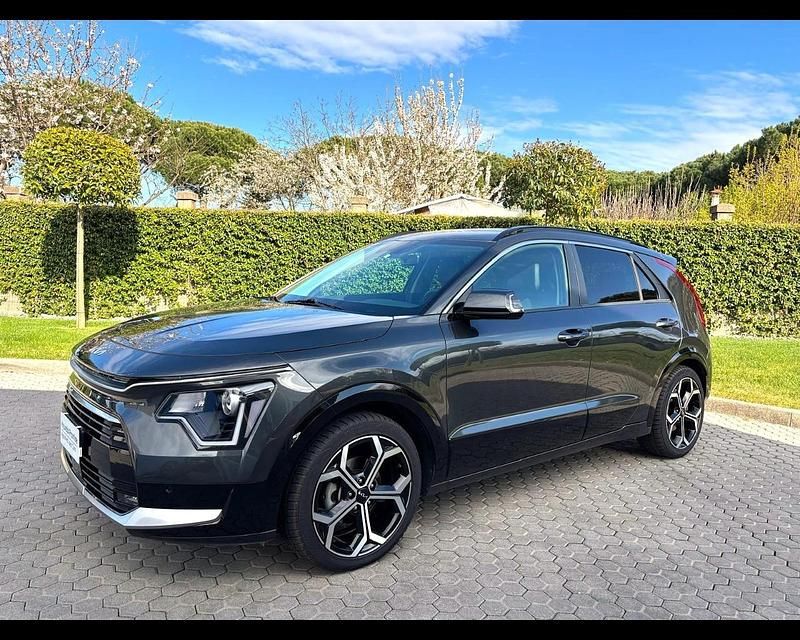 Usata Kia Niro Style 104 CV (76 kW) 2022 Grigio SUV