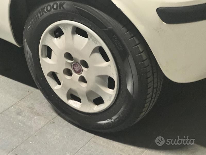Usata Fiat Panda Emotion 75 CV (55 kW) 2012 Bianco Utilitaria