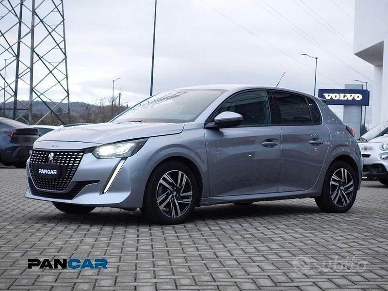 Usata Peugeot 208 Allure 101 CV (74 kW) 2021 Grigio Utilitaria