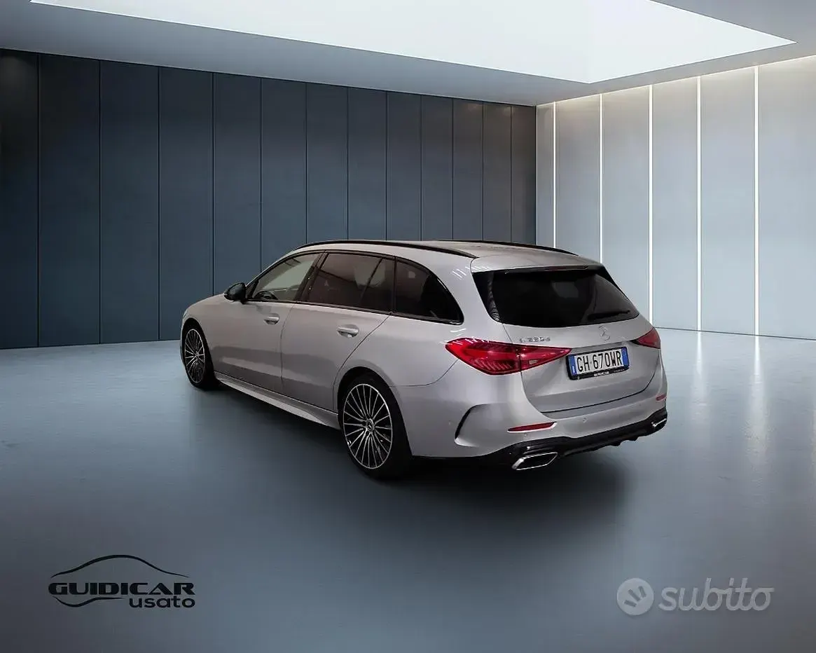Usata Mercedes 220 Premium 200 CV (147 kW) 2022 Argento Station wagon