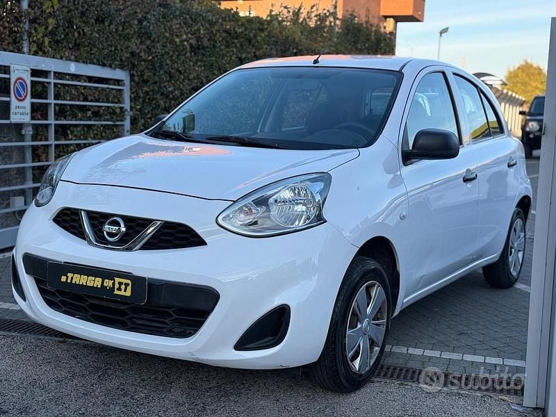 Bianco Usata 2016 Nissan Micra Acenta Tre volumi | 7300 € (Buon prezzo) - Immagine 1/4