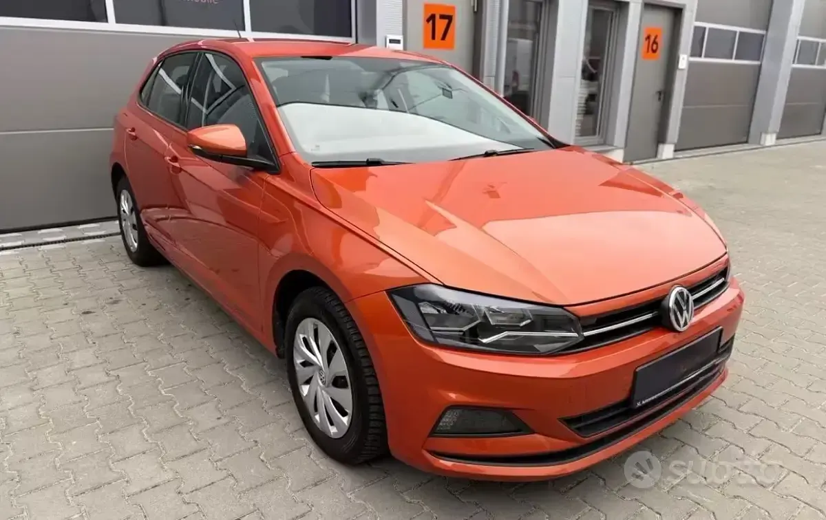 Usata VW Polo Comfortline 65 CV (47 kW) 2018 Arancione Utilitaria