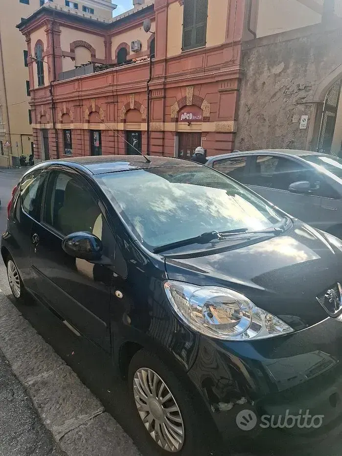 Usata Peugeot 107 68 CV (50 kW) 2006 Nero Utilitaria