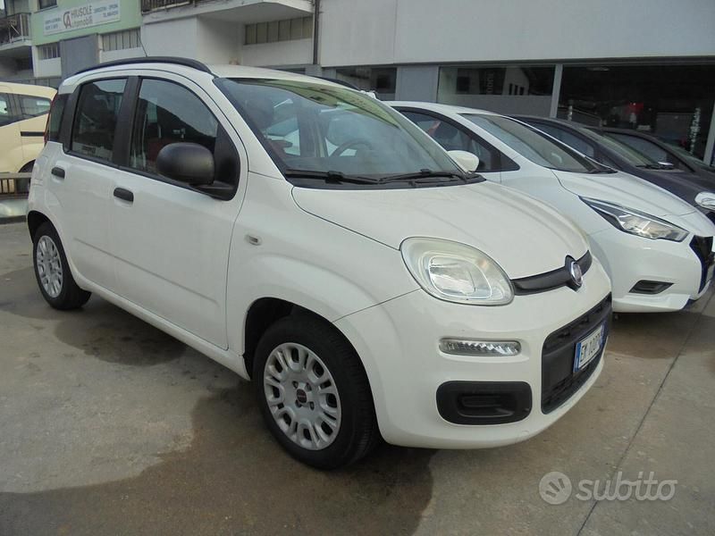 Bianco Usata 2012 Fiat Panda Easy Tre volumi | 7450 € (Molto cara) - Immagine 1/4