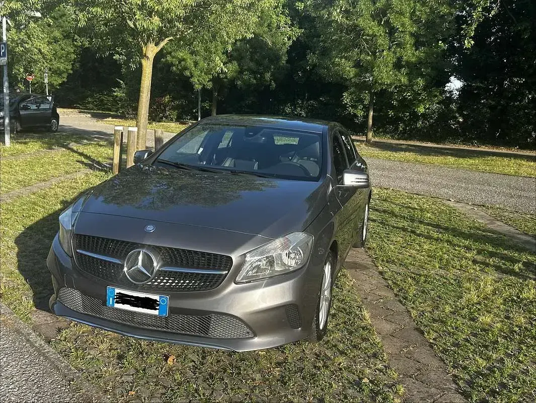 Usata Mercedes A160 Business 102 CV (75 kW) 2016 Utilitaria