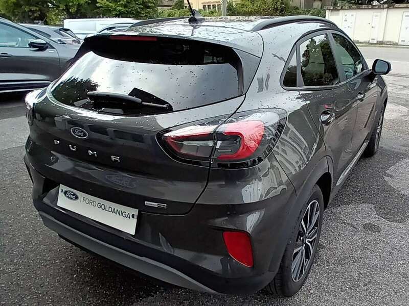 Usata Ford Puma Titanium 125 CV (91 kW) 2020 Magnetic grey Berlina